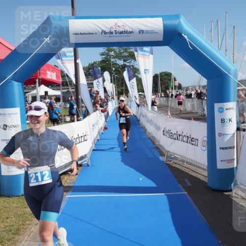 17.08.2025 - KN Förde Triathlon 2025 MichiJ http://msf.ph/oto/8600256 17.08.2025 10:47:05 Laufen 201, 212 meine-sportfotos.de