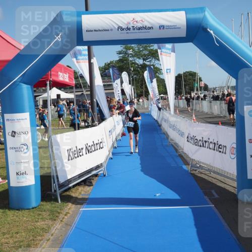 17.08.2025 - KN Förde Triathlon 2025 MichiJ http://msf.ph/oto/8600397 17.08.2025 10:47:19 Laufen 142 meine-sportfotos.de