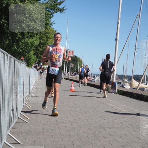 17.08.2025 - KN Förde Triathlon 2025 KatJ http://msf.ph/oto/8600490 17.08.2025 11:52:32 Laufen 284, 390 meine-sportfotos.de