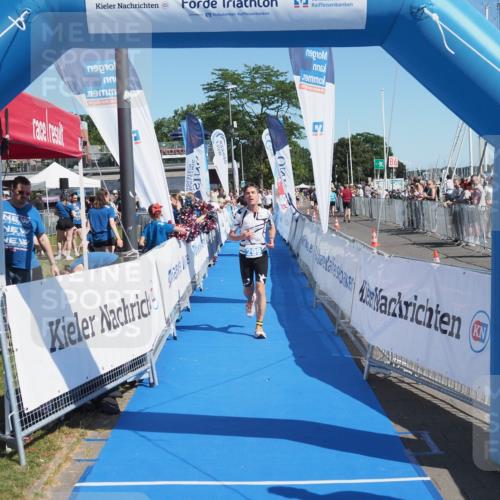 17.08.2025 - KN Förde Triathlon 2025 MichiJ http://msf.ph/oto/8600583 17.08.2025 12:16:25 Laufen 299 meine-sportfotos.de