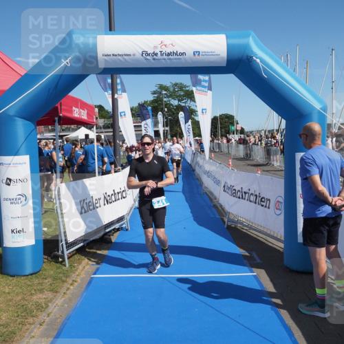 17.08.2025 - KN Förde Triathlon 2025 MichiJ http://msf.ph/oto/8600712 17.08.2025 12:16:32 Laufen 299, 327, 341, 632 meine-sportfotos.de