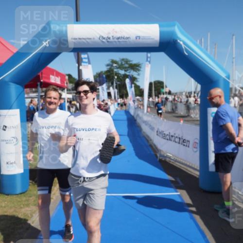 17.08.2025 - KN Förde Triathlon 2025 MichiJ http://msf.ph/oto/8600894 17.08.2025 12:16:38 Laufen 327, 632 meine-sportfotos.de