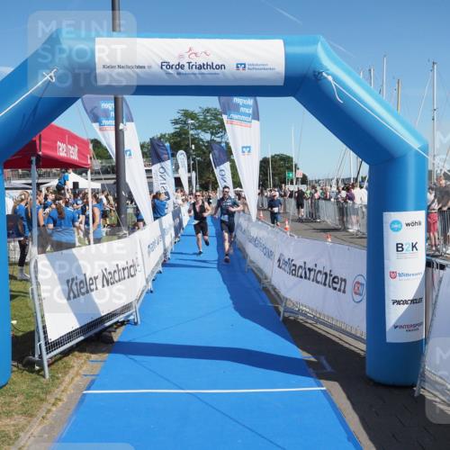 17.08.2025 - KN Förde Triathlon 2025 MichiJ http://msf.ph/oto/8601299 17.08.2025 12:17:53 Laufen 330, 370 meine-sportfotos.de