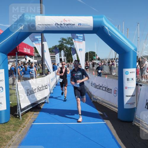 17.08.2025 - KN Förde Triathlon 2025 MichiJ http://msf.ph/oto/8601363 17.08.2025 12:17:56 Laufen 330, 370 meine-sportfotos.de