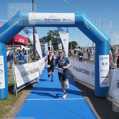 17.08.2025 - KN Förde Triathlon 2025 MichiJ http://msf.ph/oto/8601367 17.08.2025 12:17:56 Laufen 330, 370 meine-sportfotos.de
