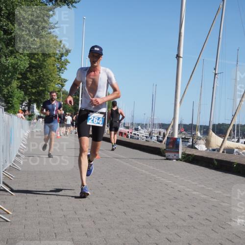 17.08.2025 - KN Förde Triathlon 2025 KatJ http://msf.ph/oto/8601484 17.08.2025 11:53:42 Laufen 264, 334 meine-sportfotos.de