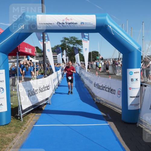 17.08.2025 - KN Förde Triathlon 2025 MichiJ http://msf.ph/oto/8601638 17.08.2025 12:18:13 Laufen 312, 329 meine-sportfotos.de