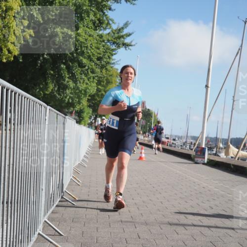 17.08.2025 - KN Förde Triathlon 2025 KatJ http://msf.ph/oto/8601669 17.08.2025 10:27:00 Laufen 159, 180, 211 meine-sportfotos.de
