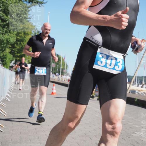 17.08.2025 - KN Förde Triathlon 2025 KatJ http://msf.ph/oto/8601782 17.08.2025 11:54:24 Laufen 270, 291, 303, 310, 323 meine-sportfotos.de