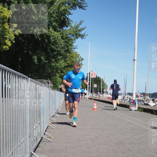 17.08.2025 - KN Förde Triathlon 2025 KatJ http://msf.ph/oto/8601798 17.08.2025 13:43:38 Laufen 441, 472, 476, 496, 500 meine-sportfotos.de