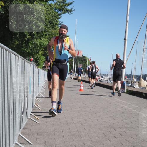 17.08.2025 - KN Förde Triathlon 2025 KatJ http://msf.ph/oto/8601881 17.08.2025 11:54:32 Laufen 270, 310 meine-sportfotos.de