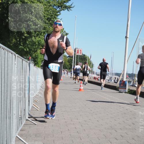 17.08.2025 - KN Förde Triathlon 2025 KatJ http://msf.ph/oto/8601924 17.08.2025 11:54:34 Laufen 302, 310 meine-sportfotos.de