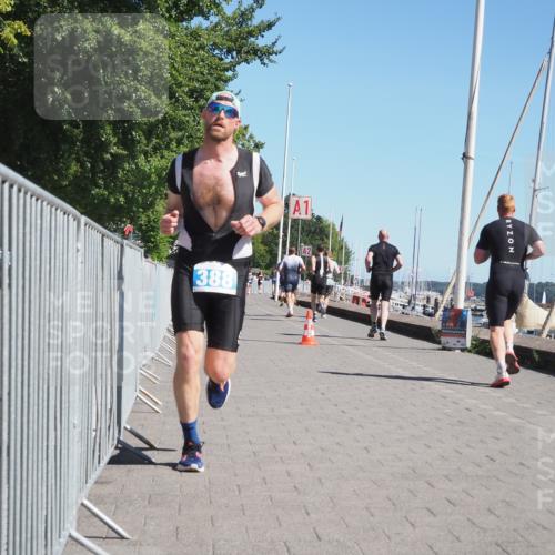 17.08.2025 - KN Förde Triathlon 2025 KatJ http://msf.ph/oto/8601930 17.08.2025 11:54:34 Laufen 302, 310 meine-sportfotos.de