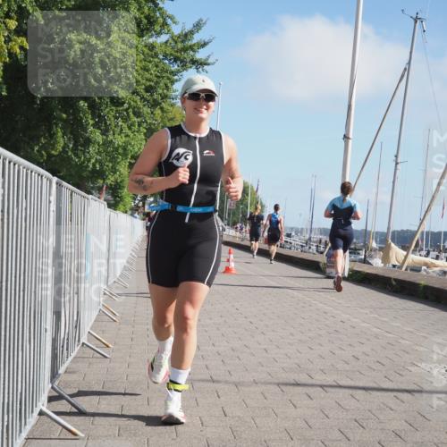 17.08.2025 - KN Förde Triathlon 2025 KatJ http://msf.ph/oto/8601942 17.08.2025 10:27:08 Laufen 130, 159, 196 meine-sportfotos.de