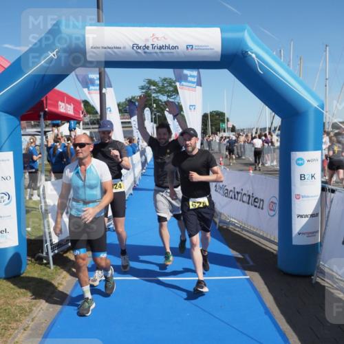 17.08.2025 - KN Förde Triathlon 2025 MichiJ http://msf.ph/oto/8602050 17.08.2025 12:18:51 Laufen 293, 297, 618, 624 meine-sportfotos.de