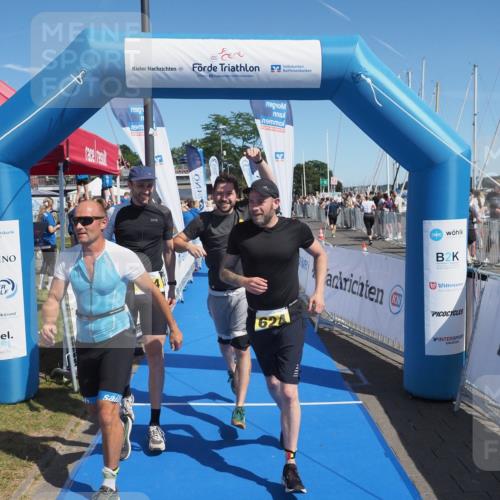 17.08.2025 - KN Förde Triathlon 2025 MichiJ http://msf.ph/oto/8602067 17.08.2025 12:18:51 Laufen 293, 297, 618, 624 meine-sportfotos.de