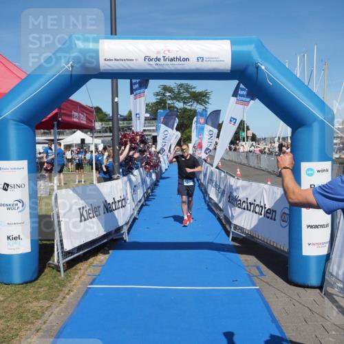17.08.2025 - KN Förde Triathlon 2025 MichiJ http://msf.ph/oto/8602677 17.08.2025 14:14:00 Laufen 486 meine-sportfotos.de