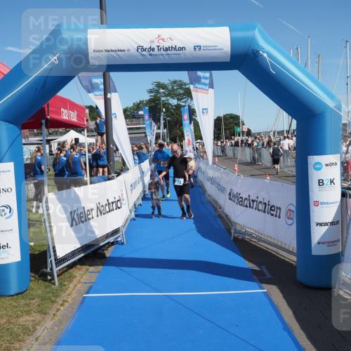 17.08.2025 - KN Förde Triathlon 2025 MichiJ http://msf.ph/oto/8602723 17.08.2025 12:19:42 Laufen 374, 609 meine-sportfotos.de