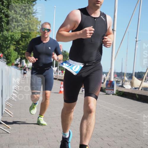 17.08.2025 - KN Förde Triathlon 2025 KatJ http://msf.ph/oto/8602839 17.08.2025 11:55:34 Laufen 267, 288, 370 meine-sportfotos.de