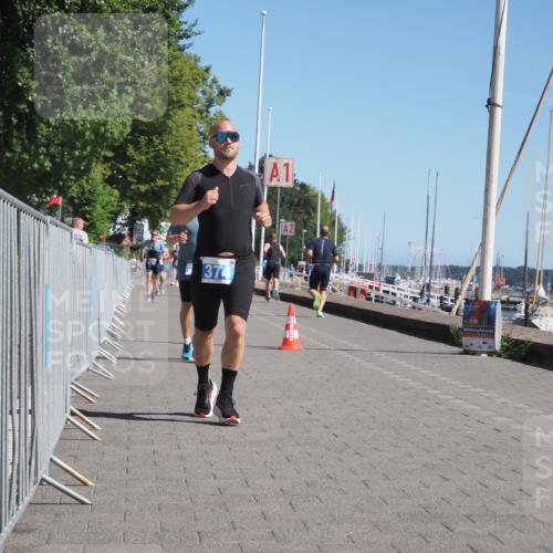 17.08.2025 - KN Förde Triathlon 2025 KatJ http://msf.ph/oto/8602939 17.08.2025 11:55:49 Laufen 311, 374 meine-sportfotos.de
