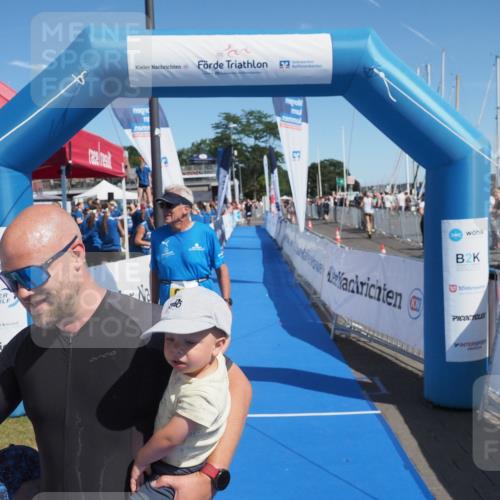 17.08.2025 - KN Förde Triathlon 2025 MichiJ http://msf.ph/oto/8602954 17.08.2025 12:19:49 Laufen 374, 609 meine-sportfotos.de