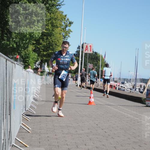 17.08.2025 - KN Förde Triathlon 2025 KatJ http://msf.ph/oto/8603281 17.08.2025 11:56:09 Laufen 275, 287, 330 meine-sportfotos.de