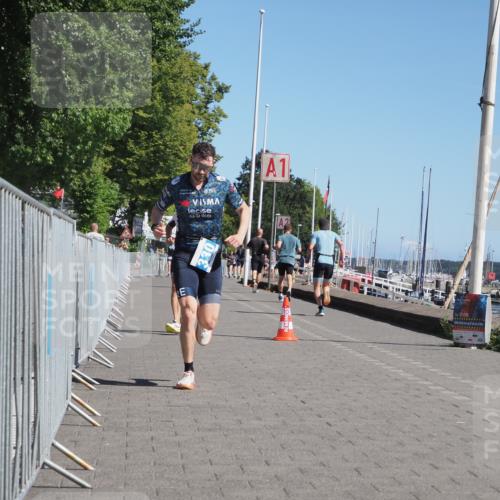 17.08.2025 - KN Förde Triathlon 2025 KatJ http://msf.ph/oto/8603289 17.08.2025 11:56:09 Laufen 275, 287, 330 meine-sportfotos.de