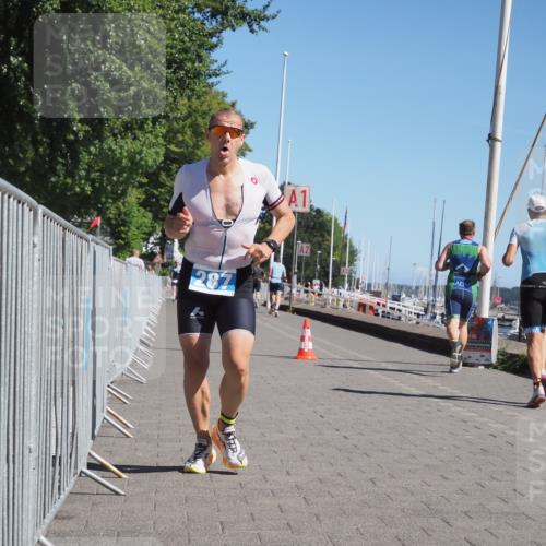 17.08.2025 - KN Förde Triathlon 2025 KatJ http://msf.ph/oto/8603386 17.08.2025 11:56:13 Laufen 287, 330 meine-sportfotos.de