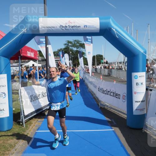17.08.2025 - KN Förde Triathlon 2025 MichiJ http://msf.ph/oto/8603575 17.08.2025 12:20:24 Laufen 325, 352, 364, 607 meine-sportfotos.de