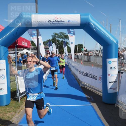 17.08.2025 - KN Förde Triathlon 2025 MichiJ http://msf.ph/oto/8603589 17.08.2025 12:20:24 Laufen 325, 352, 364, 607 meine-sportfotos.de