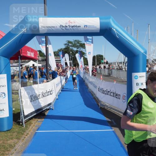 17.08.2025 - KN Förde Triathlon 2025 MichiJ http://msf.ph/oto/8603695 17.08.2025 12:20:27 Laufen 325, 348, 352, 607 meine-sportfotos.de