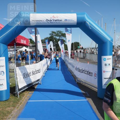 17.08.2025 - KN Förde Triathlon 2025 MichiJ http://msf.ph/oto/8603699 17.08.2025 12:20:27 Laufen 325, 348, 352, 607 meine-sportfotos.de