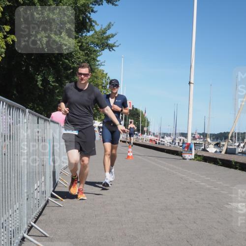 17.08.2025 - KN Förde Triathlon 2025 KatJ http://msf.ph/oto/8603836 17.08.2025 13:46:29 Laufen 448, 459, 490 meine-sportfotos.de