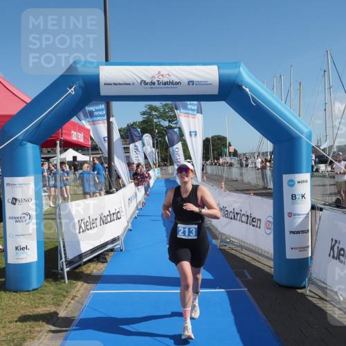 17.08.2025 - KN Förde Triathlon 2025 MichiJ http://msf.ph/oto/8604112 17.08.2025 11:00:18 Laufen 213 meine-sportfotos.de