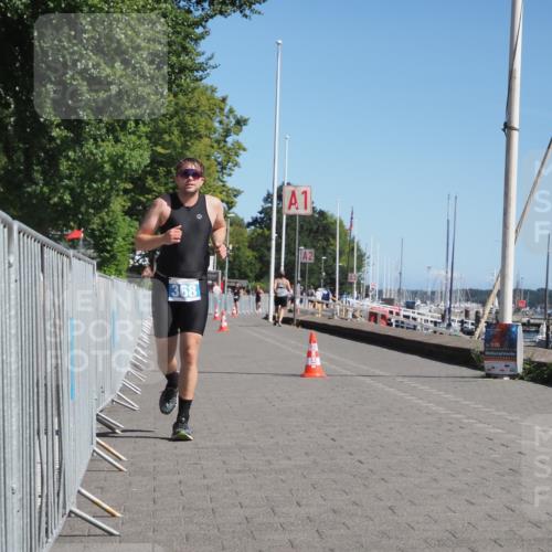 17.08.2025 - KN Förde Triathlon 2025 KatJ http://msf.ph/oto/8604227 17.08.2025 11:57:27 Laufen 368 meine-sportfotos.de