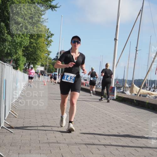 17.08.2025 - KN Förde Triathlon 2025 KatJ http://msf.ph/oto/8604290 17.08.2025 10:27:20 Laufen 142 meine-sportfotos.de