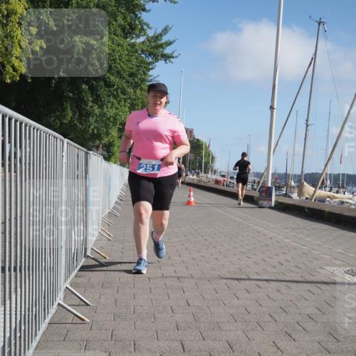 17.08.2025 - KN Förde Triathlon 2025 KatJ http://msf.ph/oto/8604368 17.08.2025 10:27:33 Laufen 131, 151, 251 meine-sportfotos.de