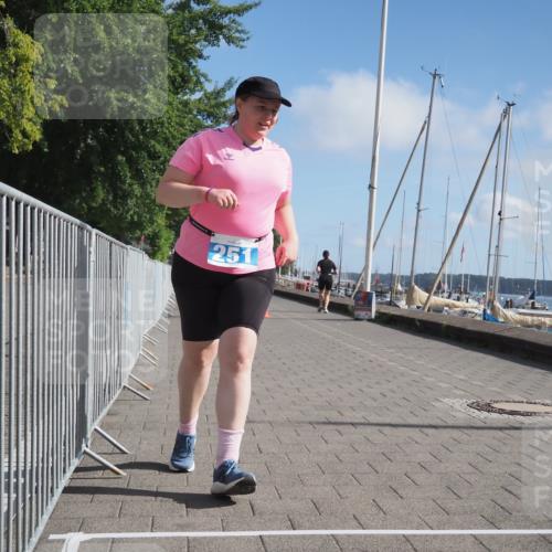 17.08.2025 - KN Förde Triathlon 2025 KatJ http://msf.ph/oto/8604407 17.08.2025 10:27:34 Laufen 131, 151, 251 meine-sportfotos.de