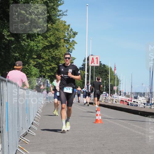 17.08.2025 - KN Förde Triathlon 2025 KatJ http://msf.ph/oto/8604594 17.08.2025 13:47:39 Laufen 434, 450 meine-sportfotos.de