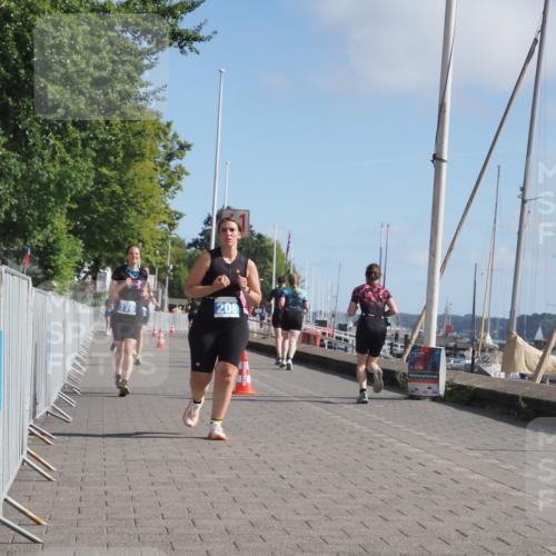 17.08.2025 - KN Förde Triathlon 2025 KatJ http://msf.ph/oto/8604608 17.08.2025 10:27:54 Laufen 176, 189, 208, 237 meine-sportfotos.de