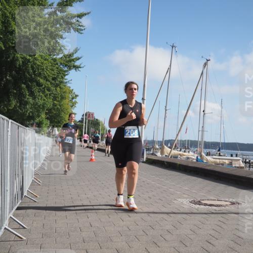 17.08.2025 - KN Förde Triathlon 2025 KatJ http://msf.ph/oto/8604695 17.08.2025 10:27:56 Laufen 176, 189, 208, 237 meine-sportfotos.de