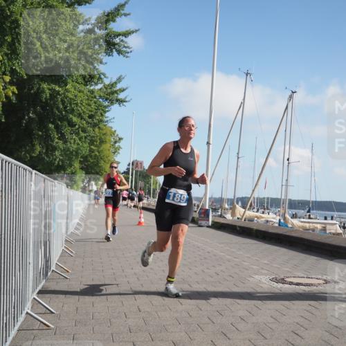 17.08.2025 - KN Förde Triathlon 2025 KatJ http://msf.ph/oto/8604790 17.08.2025 10:28:01 Laufen 176, 189, 237 meine-sportfotos.de