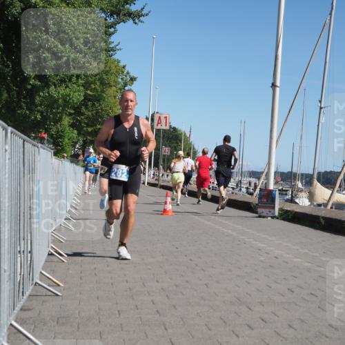 17.08.2025 - KN Förde Triathlon 2025 KatJ http://msf.ph/oto/8604807 17.08.2025 11:58:01 Laufen 282, 604 meine-sportfotos.de