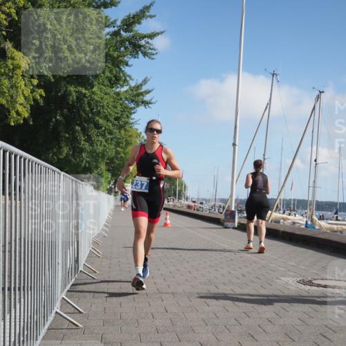 17.08.2025 - KN Förde Triathlon 2025 KatJ http://msf.ph/oto/8604829 17.08.2025 10:28:03 Laufen 176, 189, 237 meine-sportfotos.de