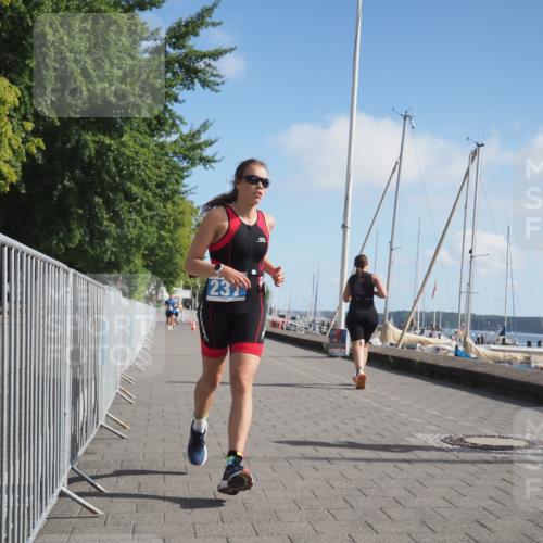 17.08.2025 - KN Förde Triathlon 2025 KatJ http://msf.ph/oto/8604839 17.08.2025 10:28:04 Laufen 189, 237 meine-sportfotos.de