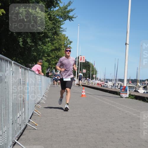 17.08.2025 - KN Förde Triathlon 2025 KatJ http://msf.ph/oto/8604853 17.08.2025 13:48:02 Laufen 458, 504 meine-sportfotos.de
