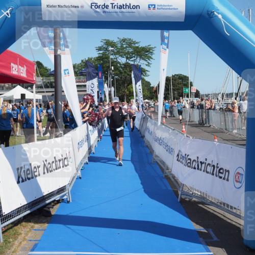 17.08.2025 - KN Förde Triathlon 2025 MichiJ http://msf.ph/oto/8604860 17.08.2025 12:21:39 Laufen 294, 610 meine-sportfotos.de