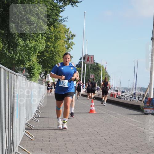 17.08.2025 - KN Förde Triathlon 2025 KatJ http://msf.ph/oto/8604877 17.08.2025 10:28:16 Laufen 174, 186 meine-sportfotos.de