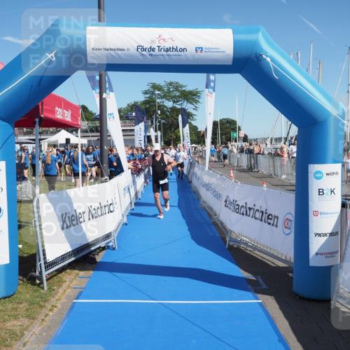 17.08.2025 - KN Förde Triathlon 2025 MichiJ http://msf.ph/oto/8604889 17.08.2025 12:21:39 Laufen 294, 610 meine-sportfotos.de