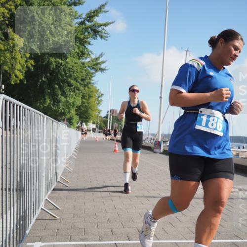 17.08.2025 - KN Förde Triathlon 2025 KatJ http://msf.ph/oto/8604953 17.08.2025 10:28:20 Laufen 174, 186 meine-sportfotos.de